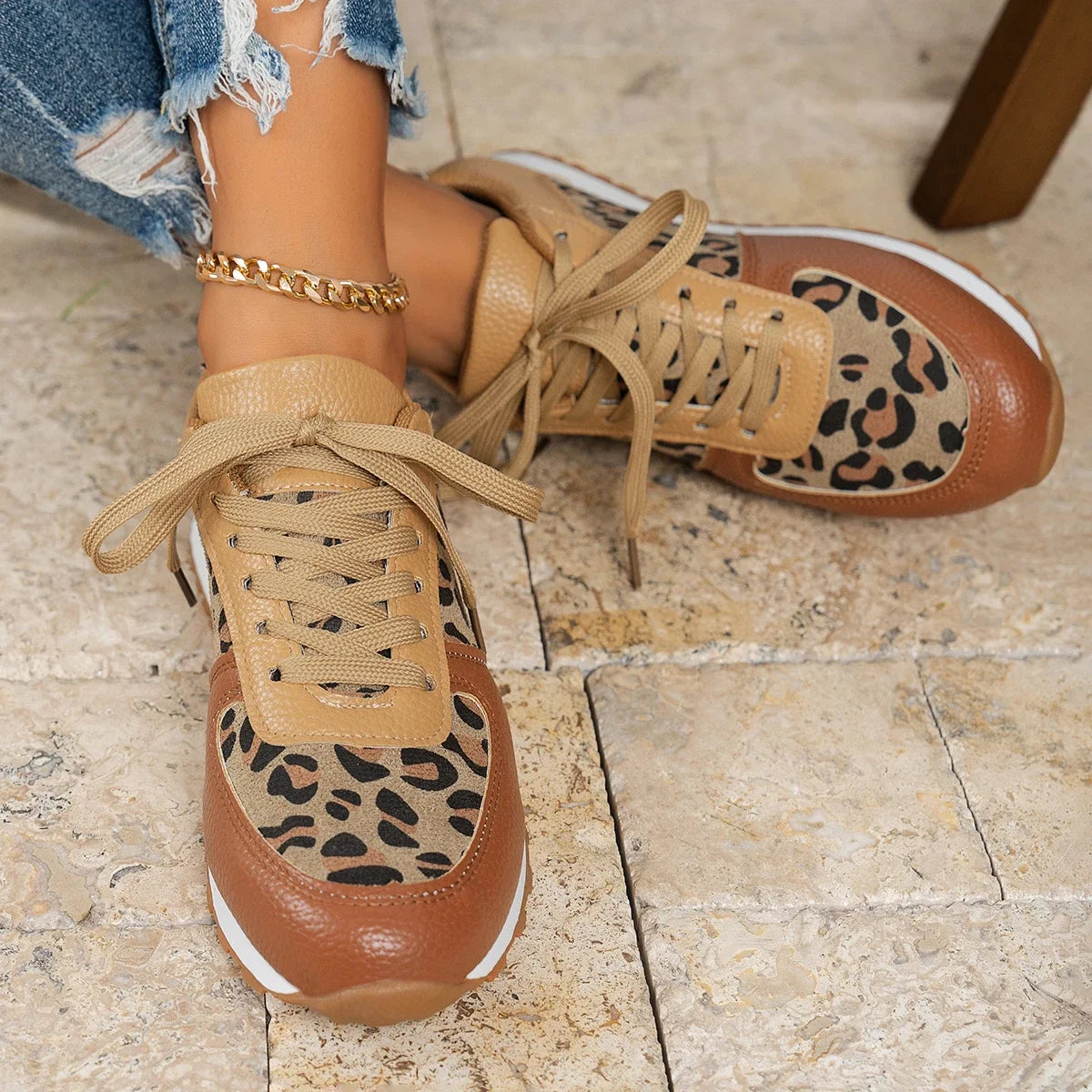 Women Platform Sneakers new Round Toe Low-top Leopard Wedge Shoes Women Lace Up Sports Casual Shoes for Women Zapatos De Mujer Vibrant Vaults