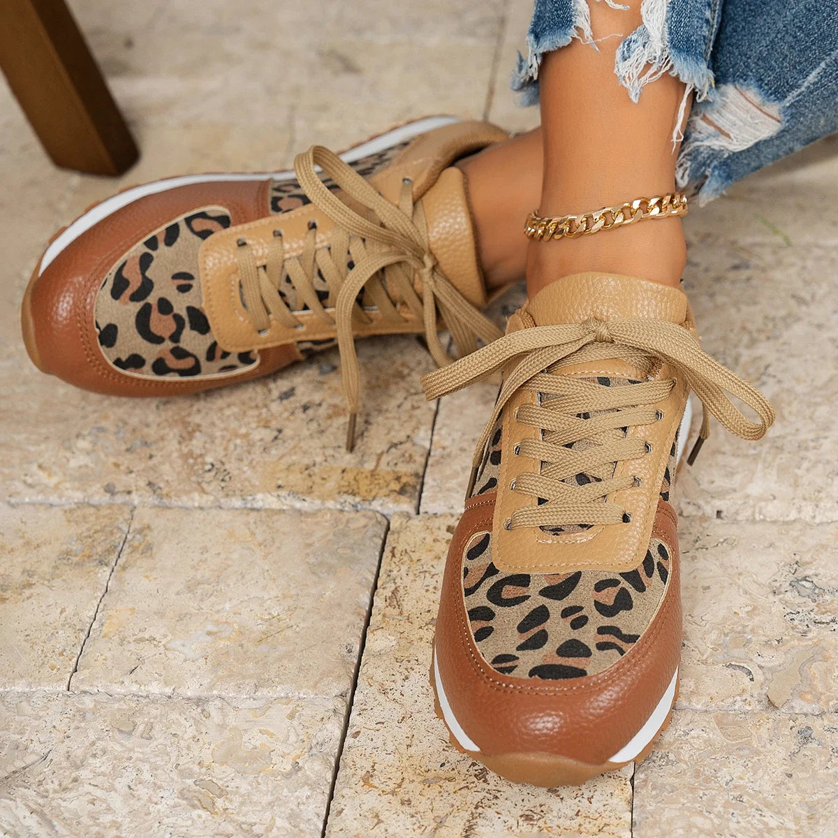 Women Platform Sneakers new Round Toe Low-top Leopard Wedge Shoes Women Lace Up Sports Casual Shoes for Women Zapatos De Mujer Vibrant Vaults