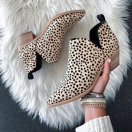 Winter Boots Lady Pointe Shoes Boots-Women Rivets Luxury Designer 2024 Pointy Autumn Rubber Low Fashion Lace-Up Cotton Fabric S Vibrant Vaults