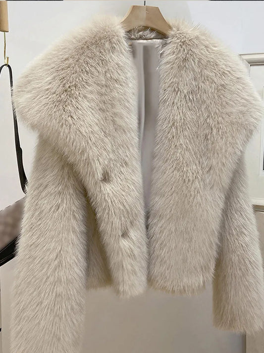 Elegant White Big Lapel Faux Fur Coat For Women 2024 New Winter Fur Plush Fluffy Short Jacket Female Warm High Street Outerwear