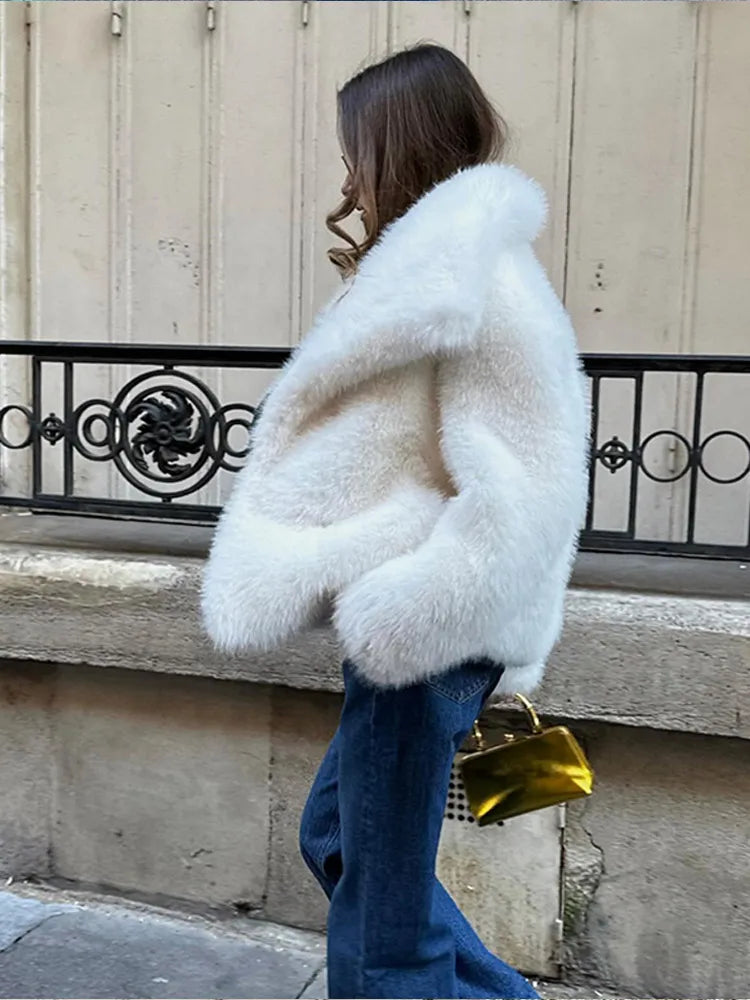 Elegant White Big Lapel Faux Fur Coat For Women 2024 New Winter Fur Plush Fluffy Short Jacket Female Warm High Street Outerwear